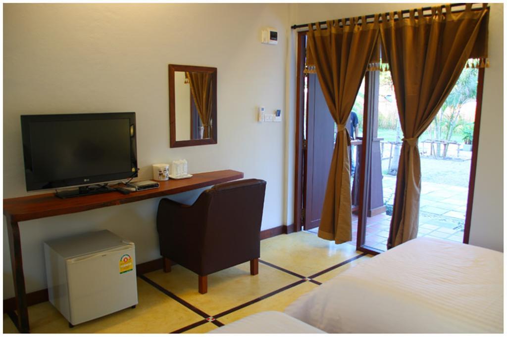 The My Home Resort Prachuap Khiri Khan Room photo